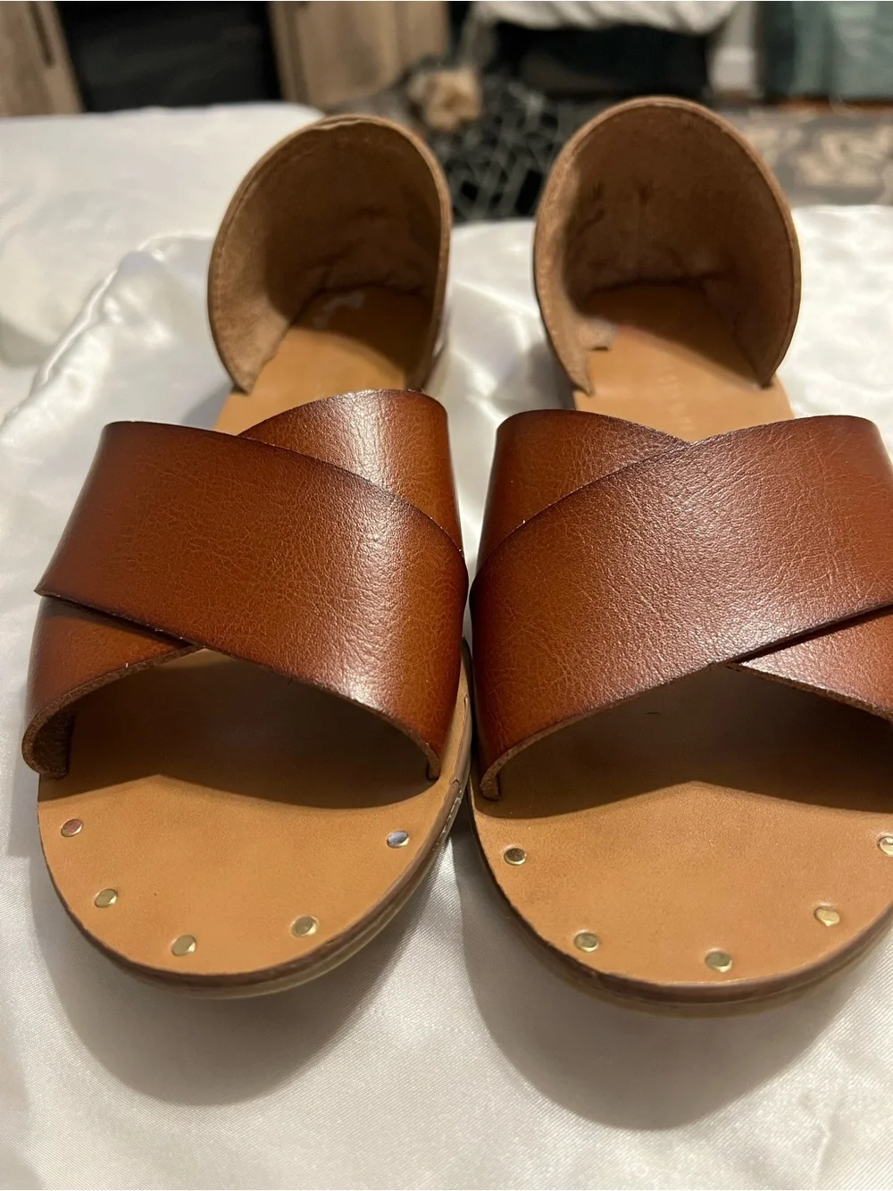 Cynthia Rowley Fiona Cognac Cross Strap Flat Sandals Women’s 8.5 M